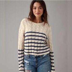 AE semi-cropped sweater
